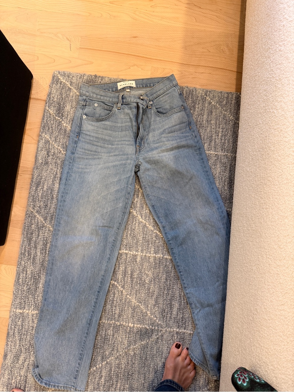 Slvrlake mid rise cropped (ankle) light wash jeans